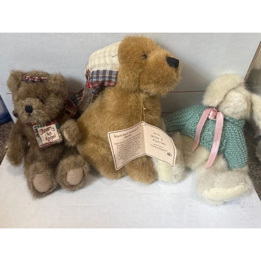 3 Boyds Bears Collectibles